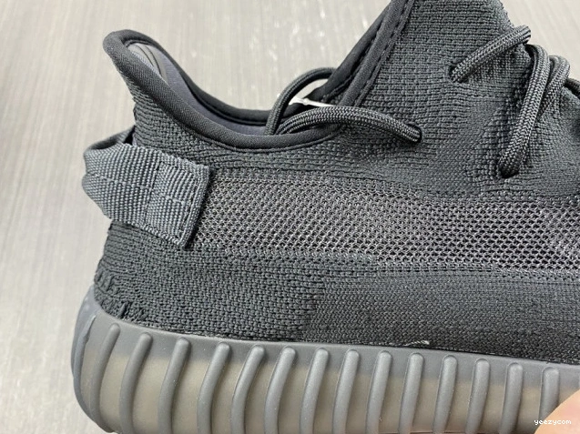 Adidas HQ4540 Onyx Boost Yeezy 350 V2 0812